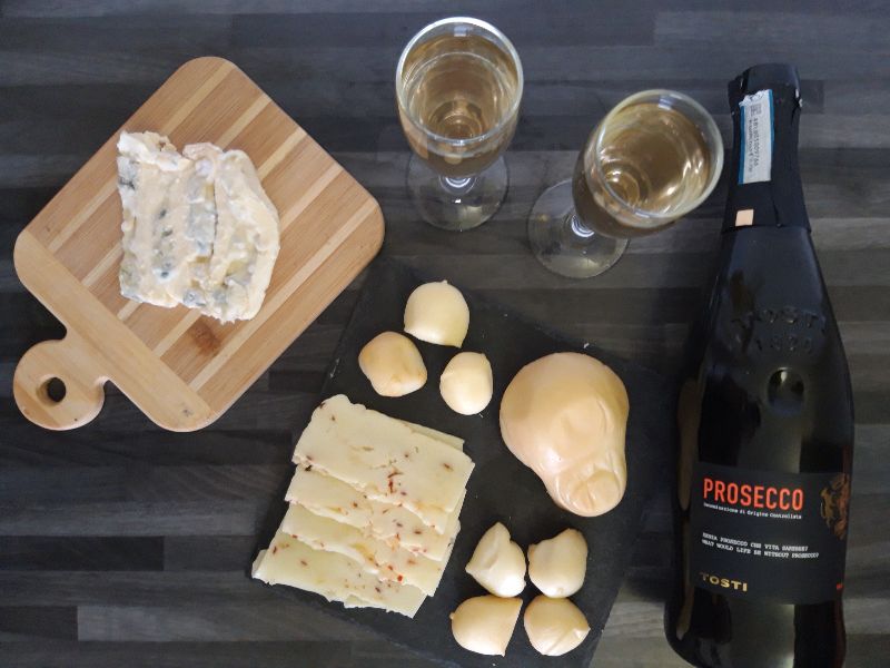 Tábua de queijos para acompanhar seu vinho