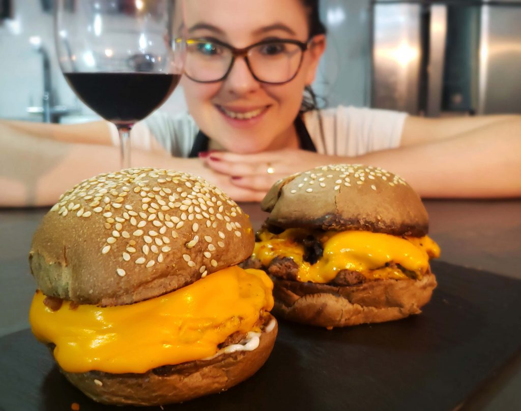 vinho syrah com hambúrguer essa harmonização combina