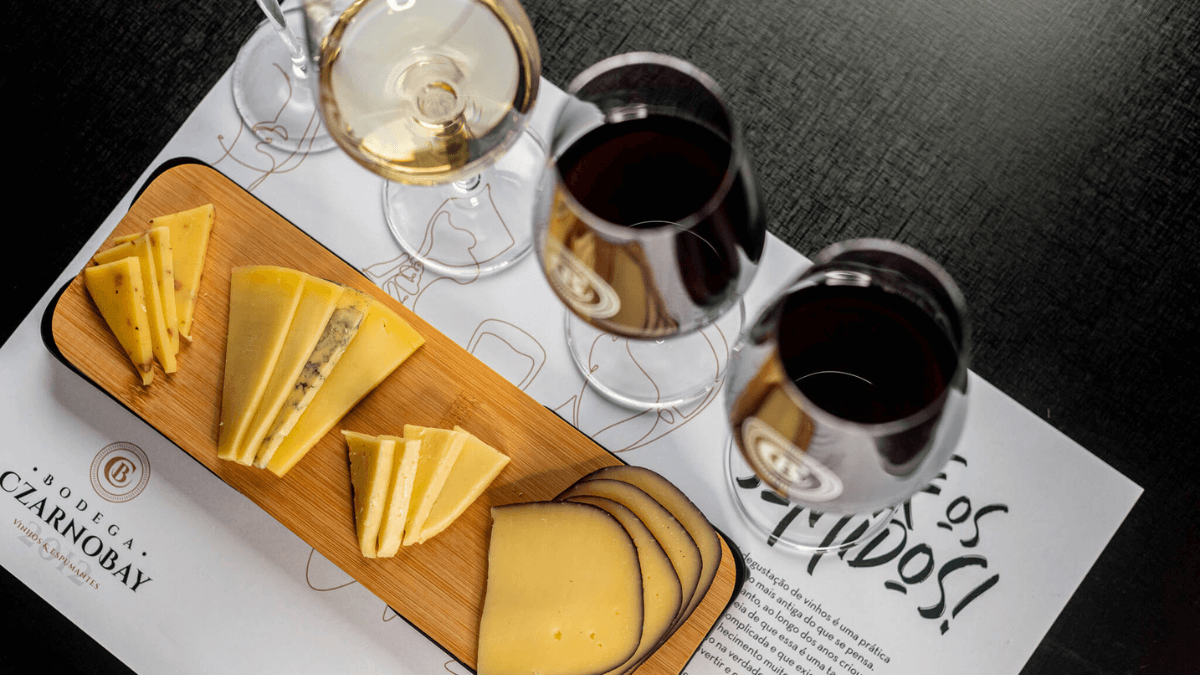 Bodega Czarnobay inaugura loja no Vale dos Vinhedos