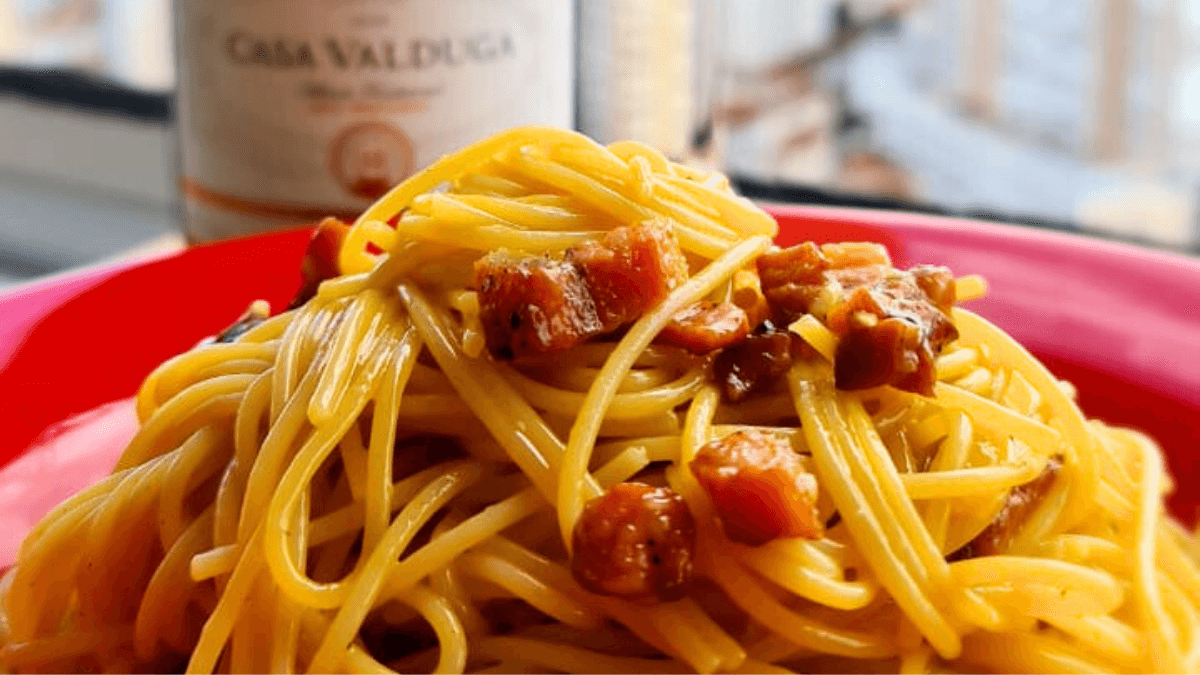 Harmonização de vinho com carbonara